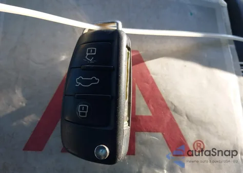 2018 Audi Q3 2.0T Premium/2.0T Sport Premium z USA, uszkodzony, nr VIN WA1ECCFS0JR007027